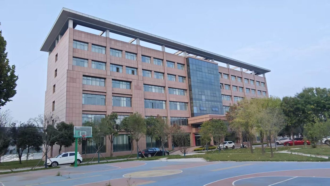 Office building at the LUYA ALUMINUM site in Gongyi